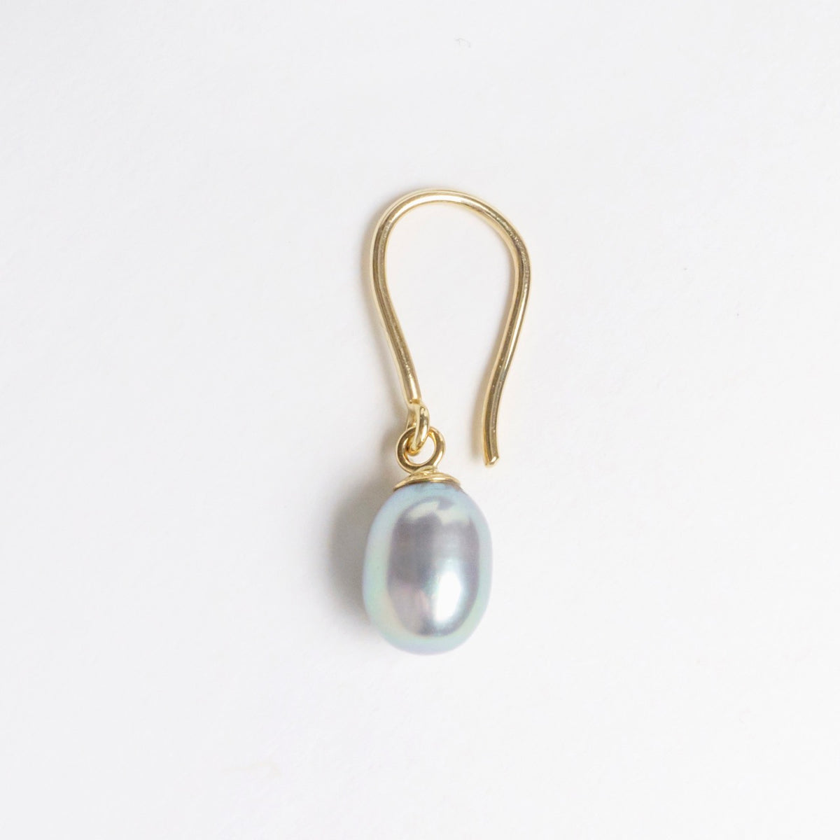 Lustrous silver lavender egg-shaped pearl earrings with 9ct yellow gold hooks, measuring 20mm in total length.