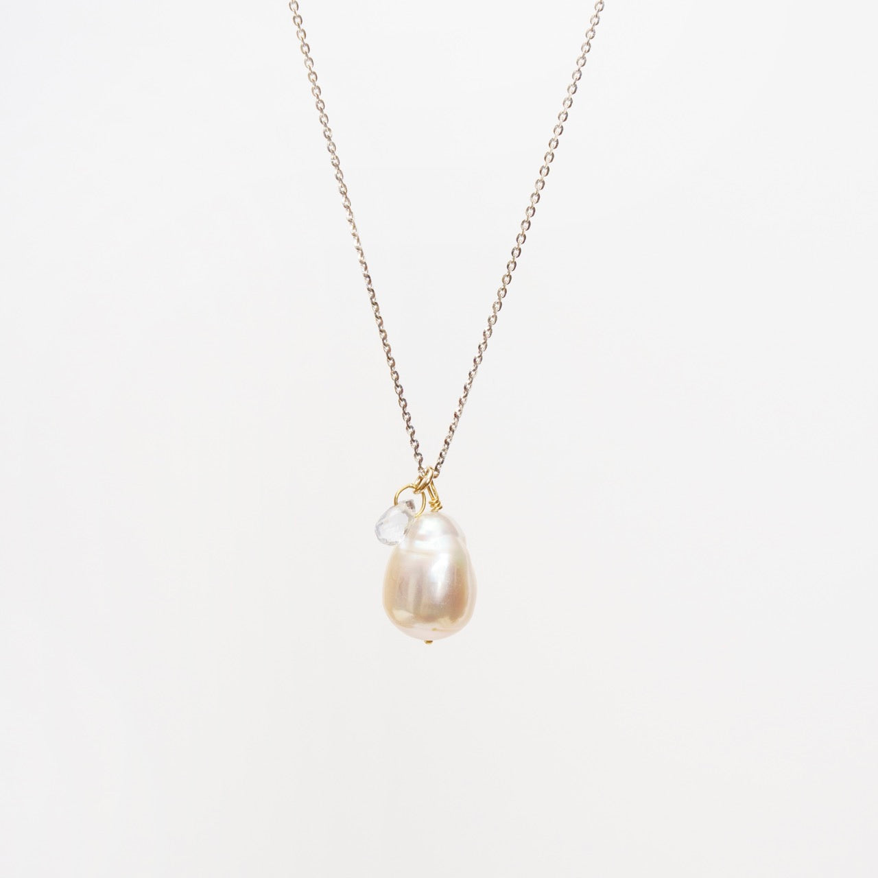 Corella Pendant